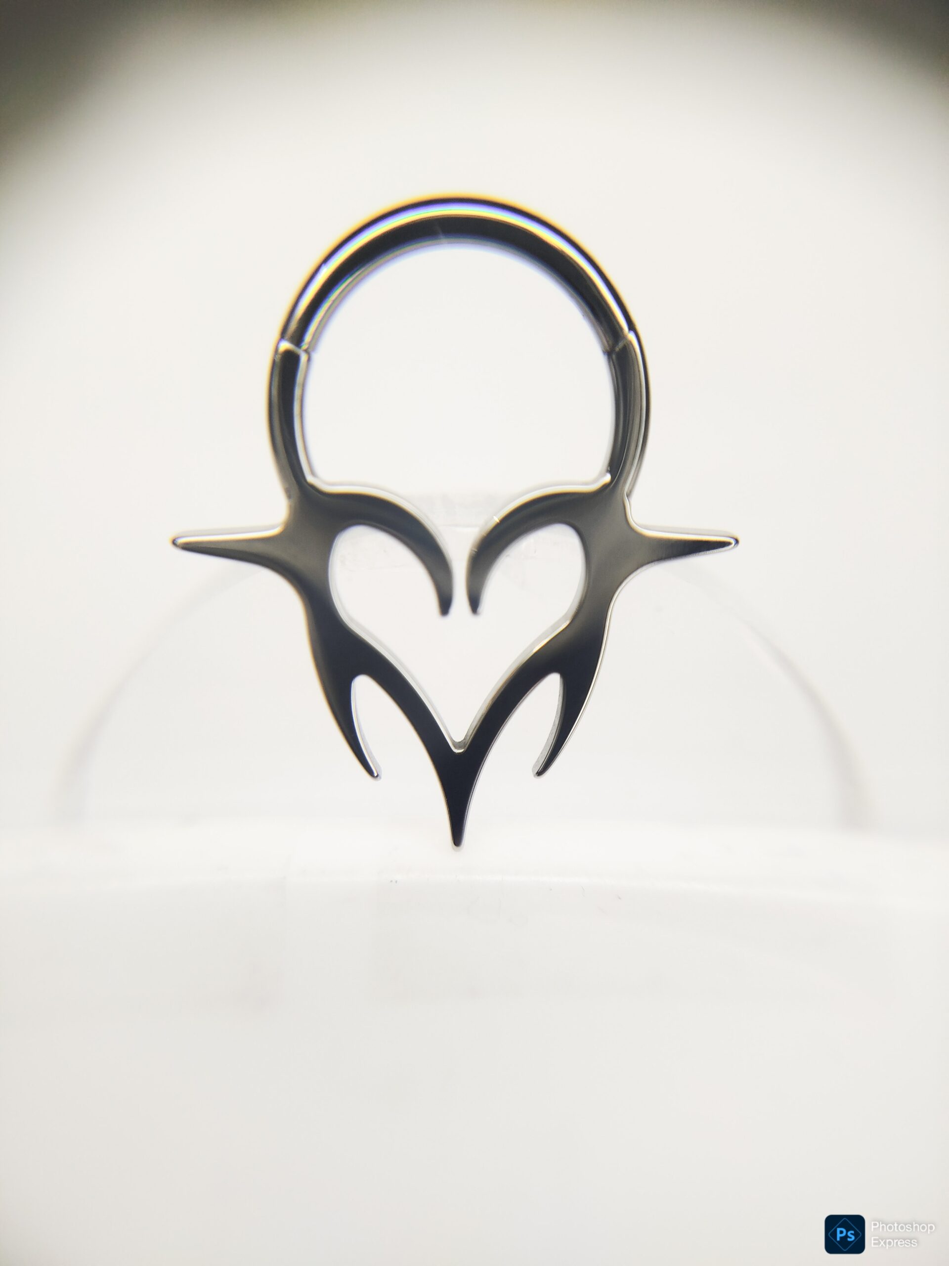 Piercing Tribal Clicker Titanio f136