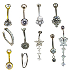 varios piercings ombligo